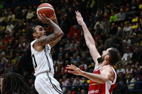 Eurolega, Virtus Bologna da applausi: battuto il Monaco 77-73 con uno strepitoso Edwards